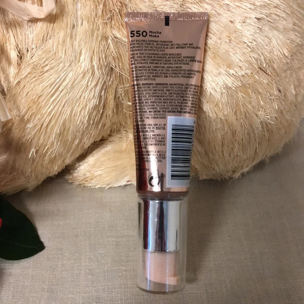 Revlon Photoready Candid Glow 550 Mocha Foundation NEW!